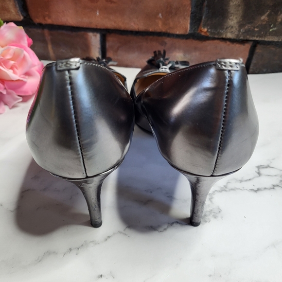 Banana Republic Metallic Gun Metal Gray Tasseled Heels - Picture 4 of 13